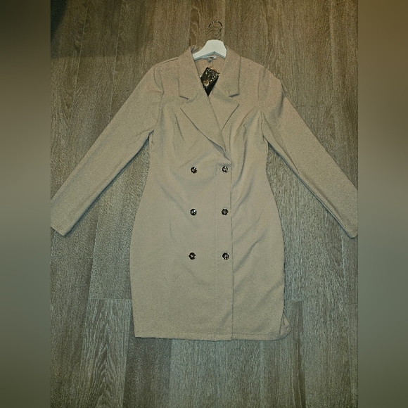 Fashion Nova - Enterprise Blazer dress - XL - Neutral Pink - Picture 4 of 5